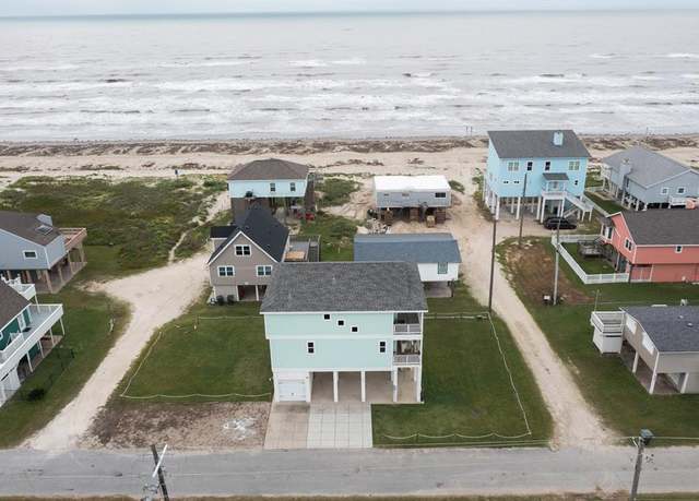 Property at 21325 Gulf Dr, Galveston, TX 77554, 3 beds, 2.5 baths