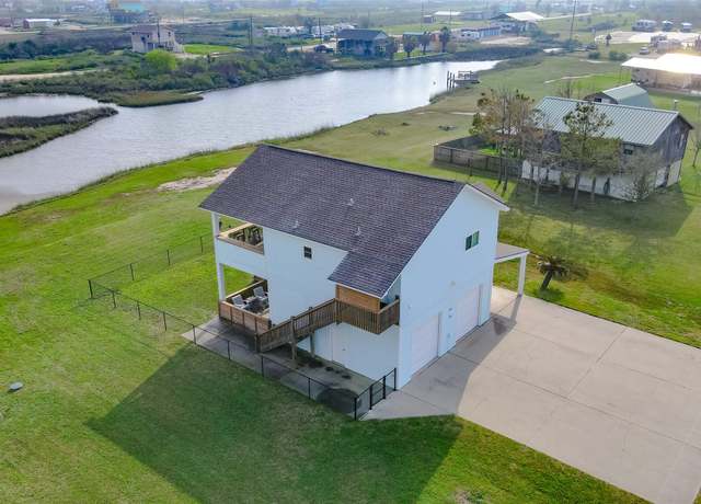 Property at 1290 N Crystal Beach Rd, Crystal Beach, TX 77650, 1 bed, 2 baths