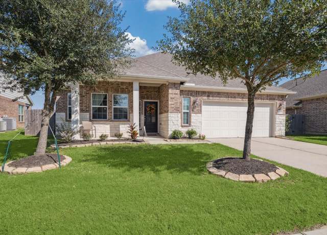 Property at 21403 Somerset Shores Xing, Kingwood, TX 77339, 4 beds, 2 baths