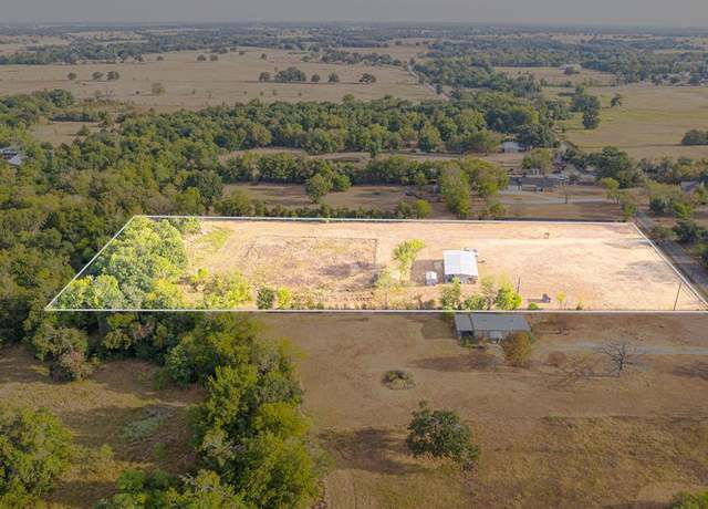 Photo of 1313 Greenbriar Rd, Madisonville, TX 77864