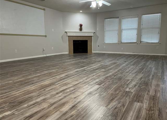 Property at 1023 Sycamore Ridge Ln, Houston, TX 77073, 3 beds, 2.5 baths