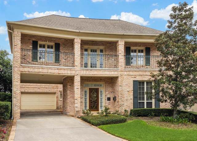 Property at 54 E Bend Ln, Houston, TX 77007, 3 beds, 3.5 baths