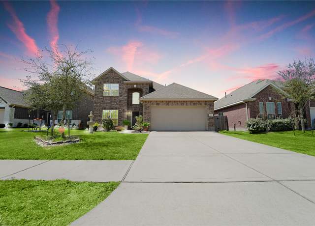 Property at 6411 Hidden Dunes Dr, Baytown, TX 77521, 4 beds, 2.5 baths