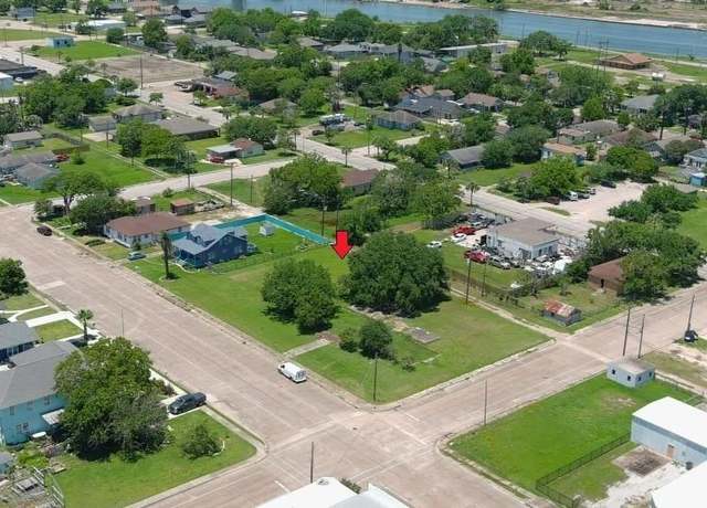 Property at 00 W Broad St, Freeport, TX 77541
