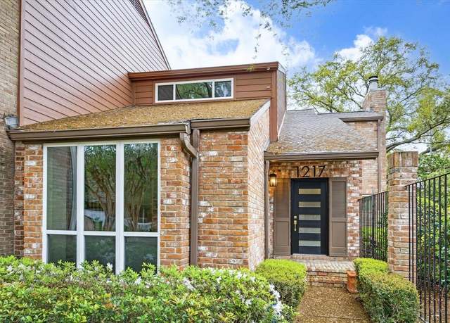 Property at 1217 Fountain View Dr #90, Houston, TX 77057, 2 beds, 2.5 baths