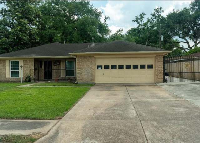 Property at 1103 Mosher Ln, Houston, TX 77088, 3 beds, 2 baths