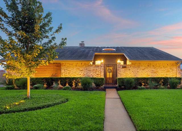 Property at 15814 Crestbrook Dr, Houston, TX 77059, 4 beds, 2.5 baths