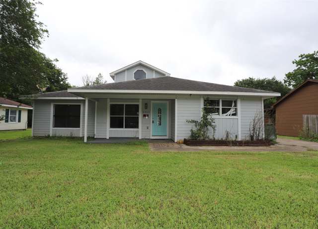 Property at 5952 Moonstone St, Port Arthur, TX 77640, 4 beds, 3.5 baths