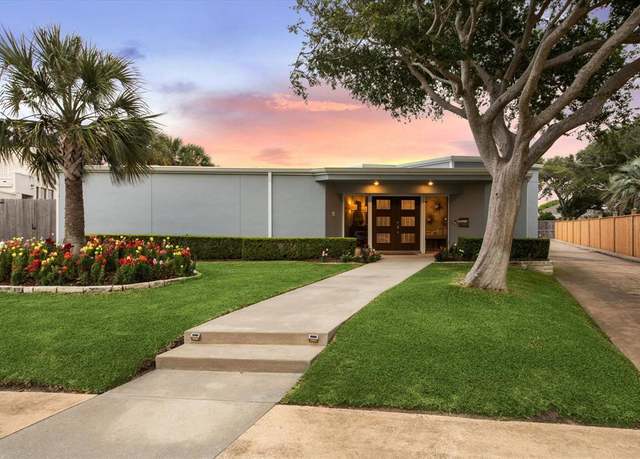 Property at 9 Colony Park Dr, Galveston, TX 77551, 4 beds, 2.5 baths