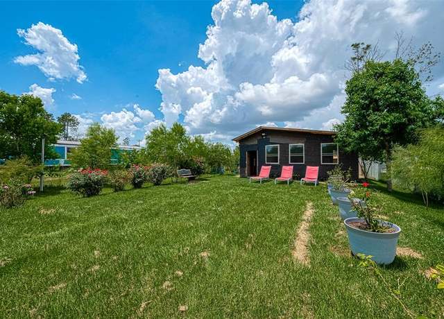 Property at 2087 Road 5210, Cleveland, TX 77327, 1 bed, 1 bath