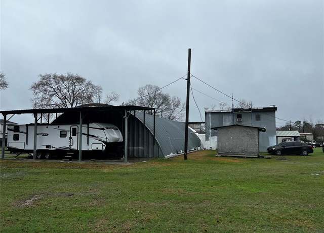Property at 20072 Fm 1485 Rd, New Caney, TX 77357, 3 beds, 2 baths