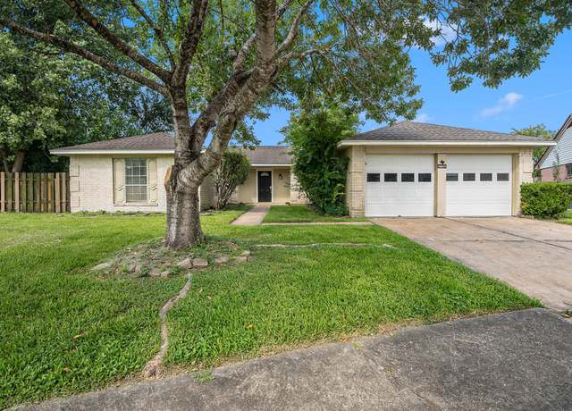 Property at 2706 Mayflower Landing Ct, Webster, TX 77598, 3 beds, 2 baths