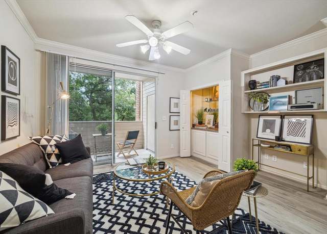 Property at 2111 Welch St Unit A219, Houston, TX 77019, 2 beds, 2 baths