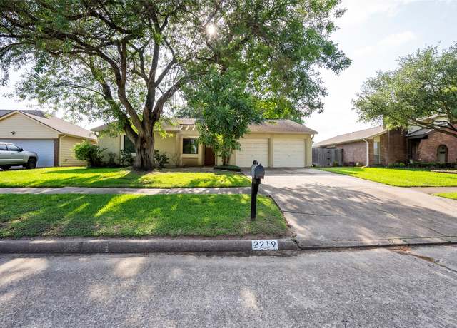 Property at 2219 Anthony Hay Ln, Katy, TX 77449, 3 beds, 2 baths