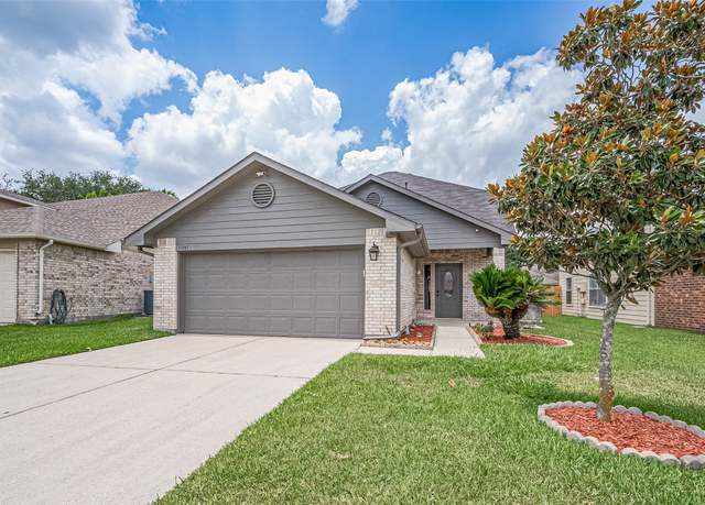 Property at 11947 Rolling Stream Dr, Tomball, TX 77375, 3 beds, 2.5 baths