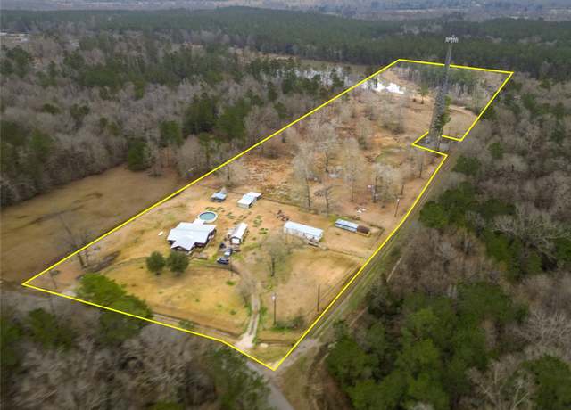 Property at 31 Shady Ln, Shepherd, TX 77371, 2 beds, 1 bath