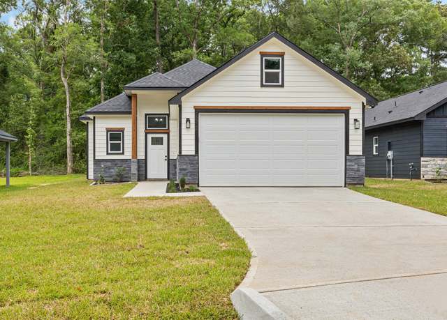 Property at 15312 Austin Rd, Willis, TX 77378, 3 beds, 2 baths