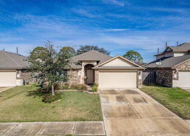 Property at 3118 Specklebelly Dr, Baytown, TX 77521, 4 beds, 2 baths