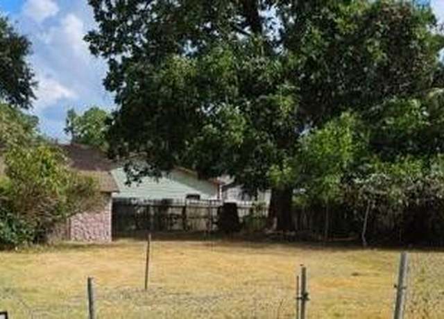 Property at 1507 E 32nd 1/2 St, Houston, TX 77022