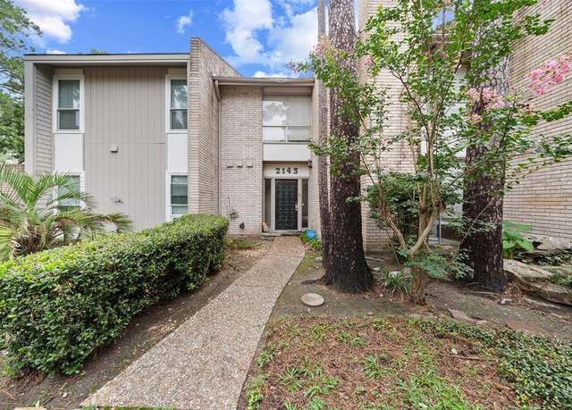 Property at 2143 Lake Village Dr, Kingwood, TX 77339, 3 beds, 2.5 baths