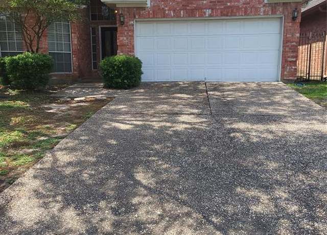 Property at 6706 Prairie Dunes Dr, Houston, TX 77069, 3 beds, 2.5 baths
