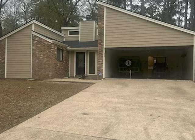 Property at 431 Evergreen Dr, Huntsville, TX 77340, 3 beds, 2 baths