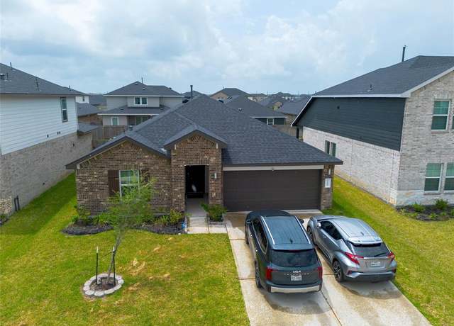 Property at 7902 Wrangler Shack Ln, Rosharon, TX 77583, 4 beds, 2 baths