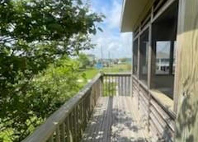 Property at 971 E Verdie Dr, Crystal Beach, TX 77650
