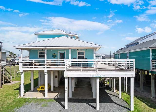 Property at 206 Sand Dune Ct, Surfside Beach, TX 77541, 4 beds, 3.5 baths