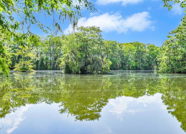 Property at 68 Artesian Ave, Cleveland, TX 77327