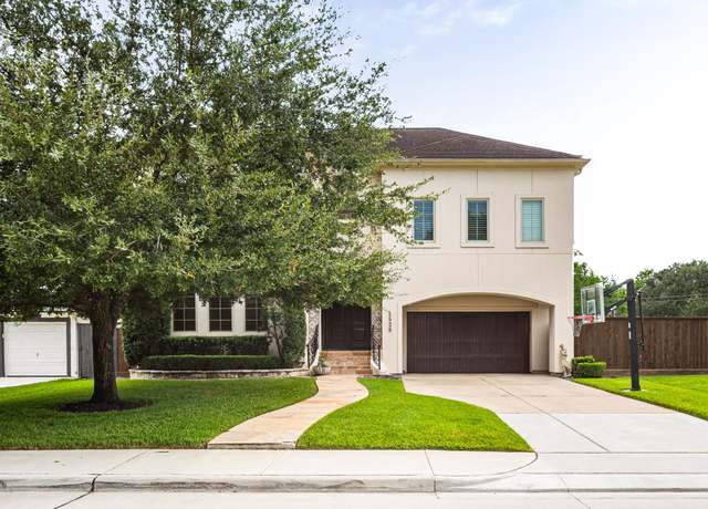 Property at 5529 Jessamine St, Houston, TX 77081, 4 beds, 3.5 baths