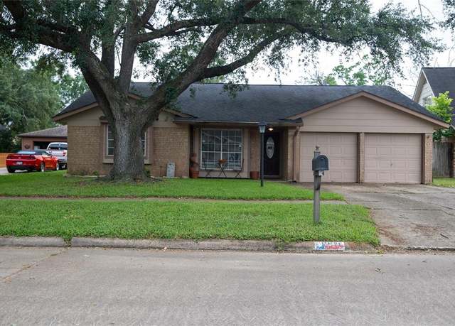 Property at 16631 Ben Nevis Dr N, Houston, TX 77084, 3 beds, 2 baths