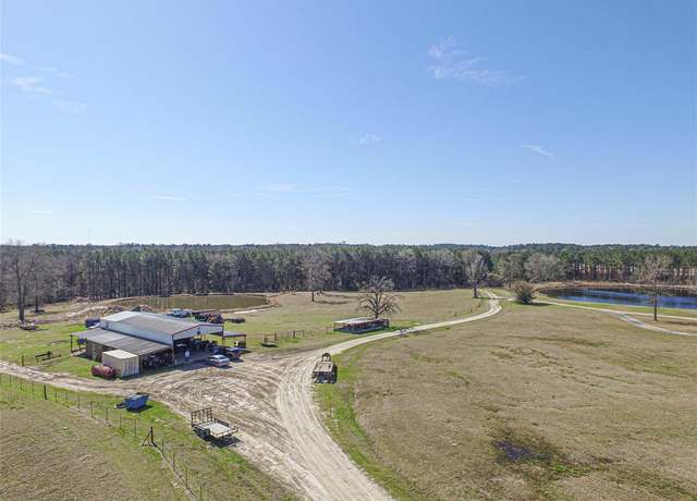 Property at 684 Hooks Rd, Corrigan, TX 75939