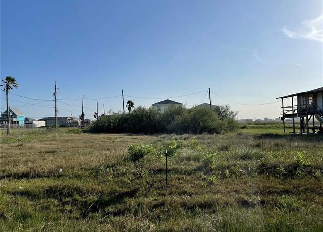 Property at 517 Olive St, Surfside Beach, TX 77541