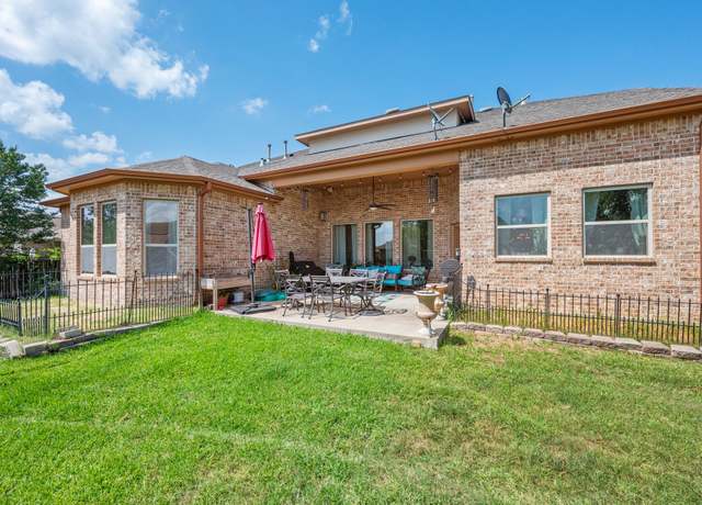 Property at 4314 Hadleigh Ln, College Station, TX 77845, 5 beds, 4.5 baths