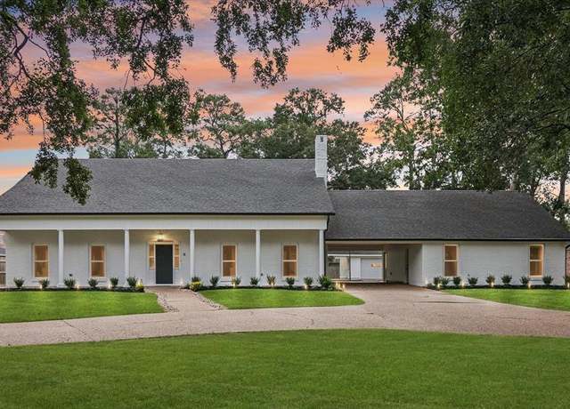 Property at 6215 Wilchester Ln, Beaumont, TX 77706, 4 beds, 3.5 baths