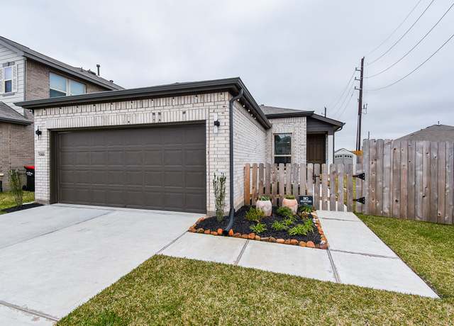 Property at 1302 Oroville Ct, Rosharon, TX 77583, 2 beds, 2 baths