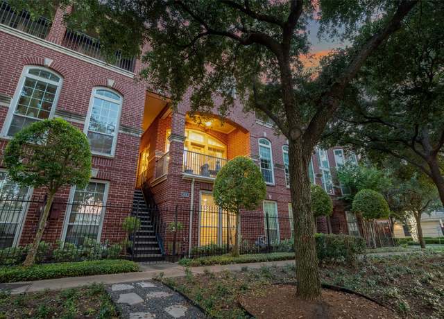 Property at 406 Mcgowen St, Houston, TX 77006, 3 beds, 3.5 baths
