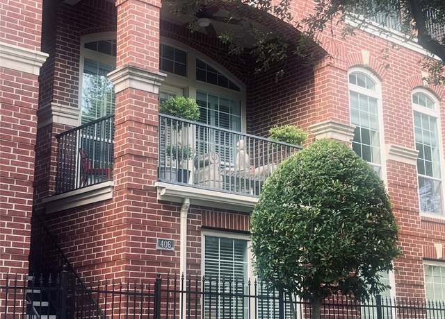 Property at 406 Mcgowen St, Houston, TX 77006, 3 beds, 3.5 baths