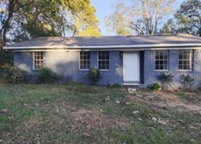 Property at 414 Future St, Palestine, TX 75801, 3 beds, 2 baths