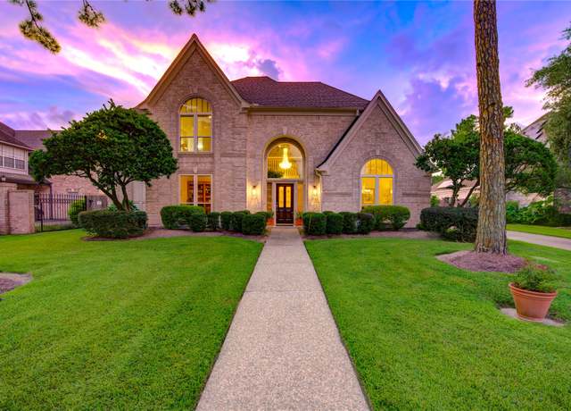 Property at 5523 Honor Dr, Houston, TX 77041, 4 beds, 3.5 baths