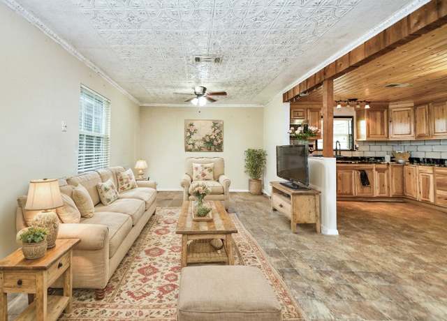 Property at 30818 Walnut Creek Road Rd, Magnolia, TX 77355, 3 beds, 2 baths