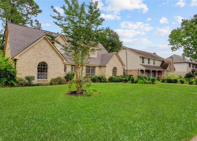 Property at 719 Loire Ln, Houston, TX 77090, 4 beds, 2.5 baths