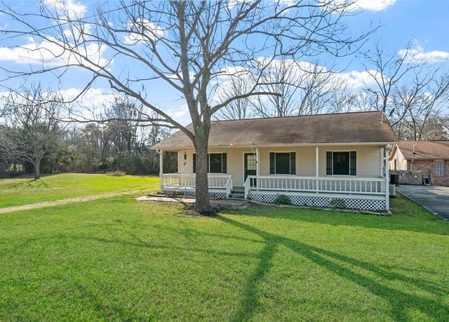 Property at 189 New Cove Dr, Livingston, TX 77351, 3 beds, 1 bath