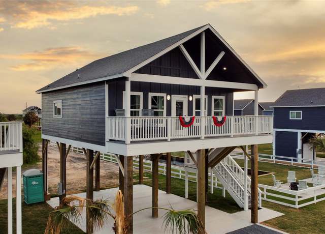 Property at 1041 Sunset Cir E, Crystal Beach, TX 77650, 2 beds, 2 baths