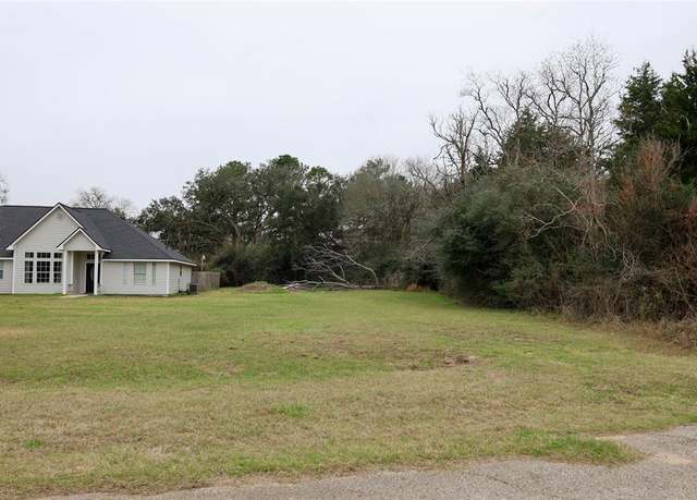 Property at 0 Pearl St, Waller, TX 77484