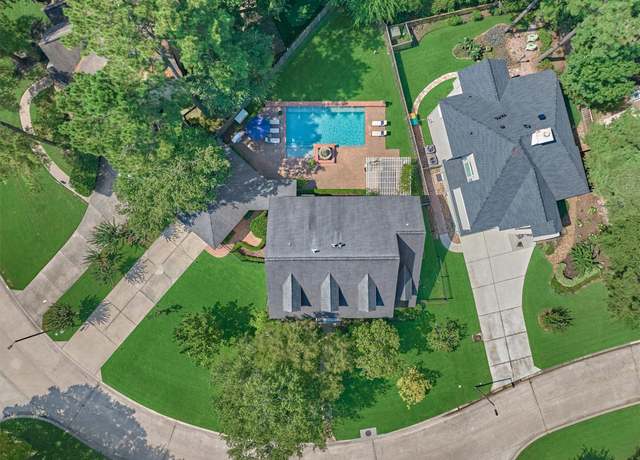 Property at 105 Treescape Cir, The Woodlands, TX 77381, 4 beds, 3.5 baths