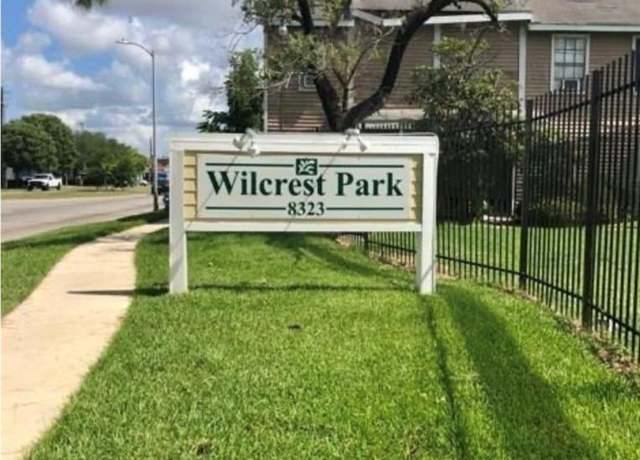 Property at 8405 Wilcrest Dr #2010, Houston, TX 77072, 3 beds, 2.5 baths
