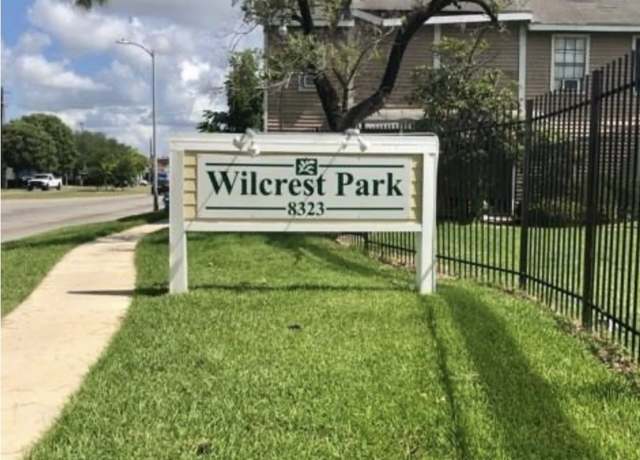 Property at 8405 Wilcrest Dr #2010, Houston, TX 77072, 3 beds, 2.5 baths