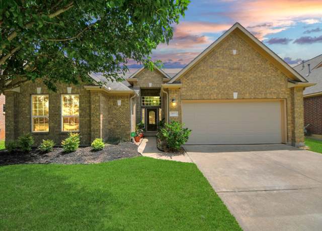 Property at 30041 Willow Walk Ln, Brookshire, TX 77423, 4 beds, 2.5 baths